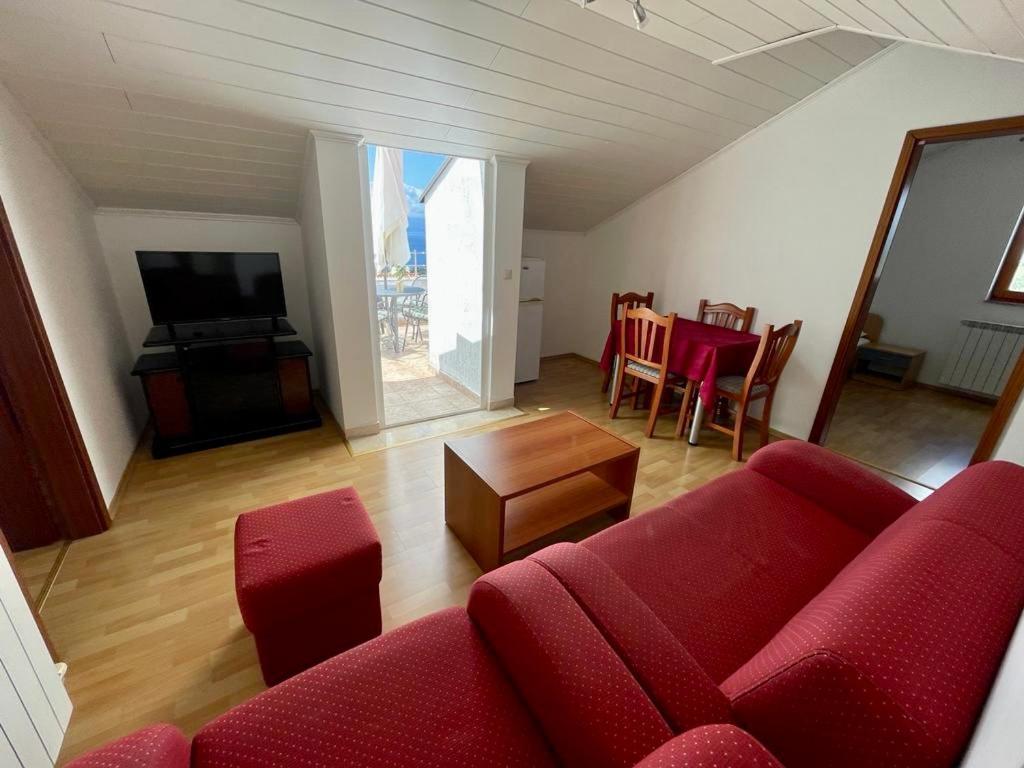 Apartments Hanka Njivice Eksteriør billede